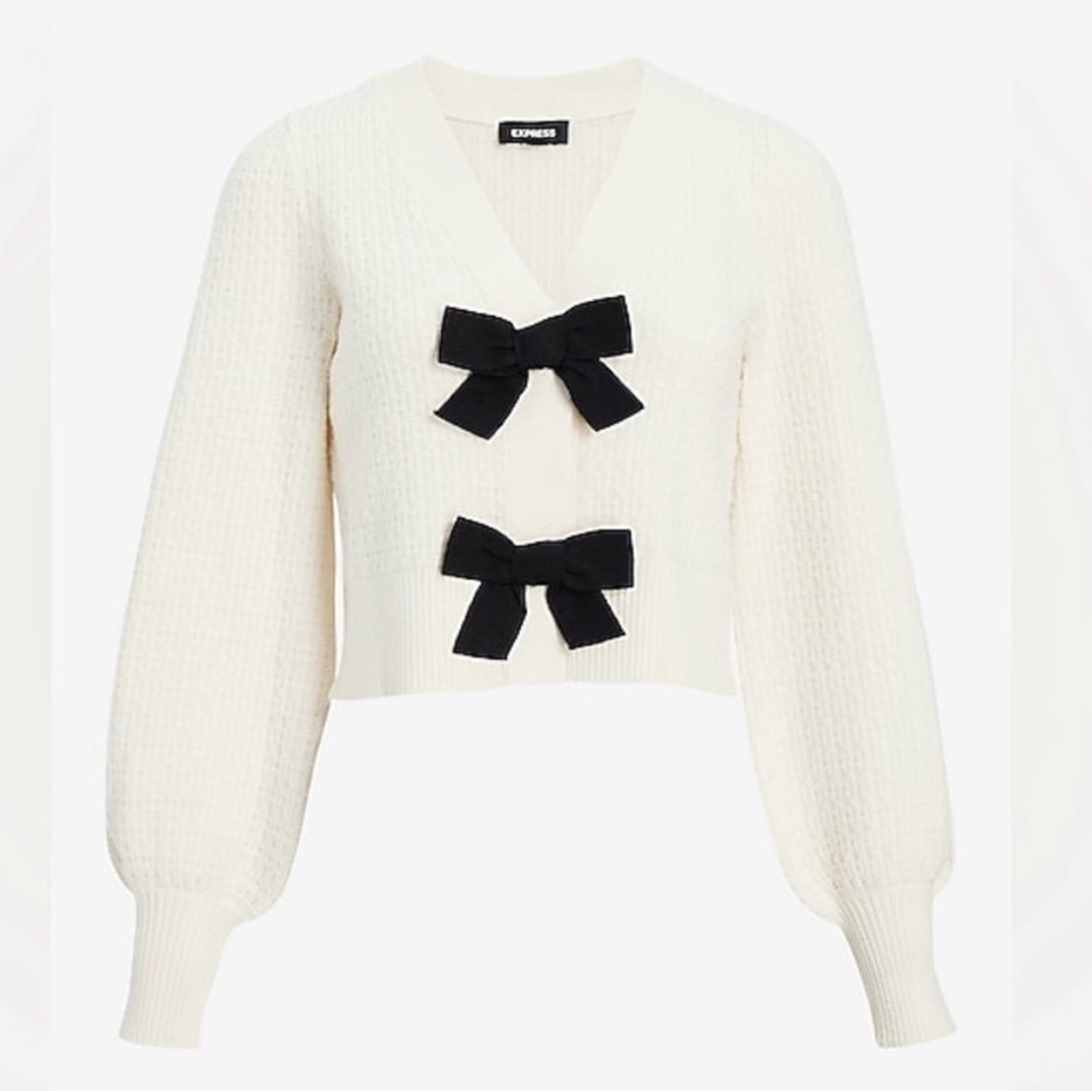 NWOT Express Bow V-Neck Cream Cardigan Size medium
